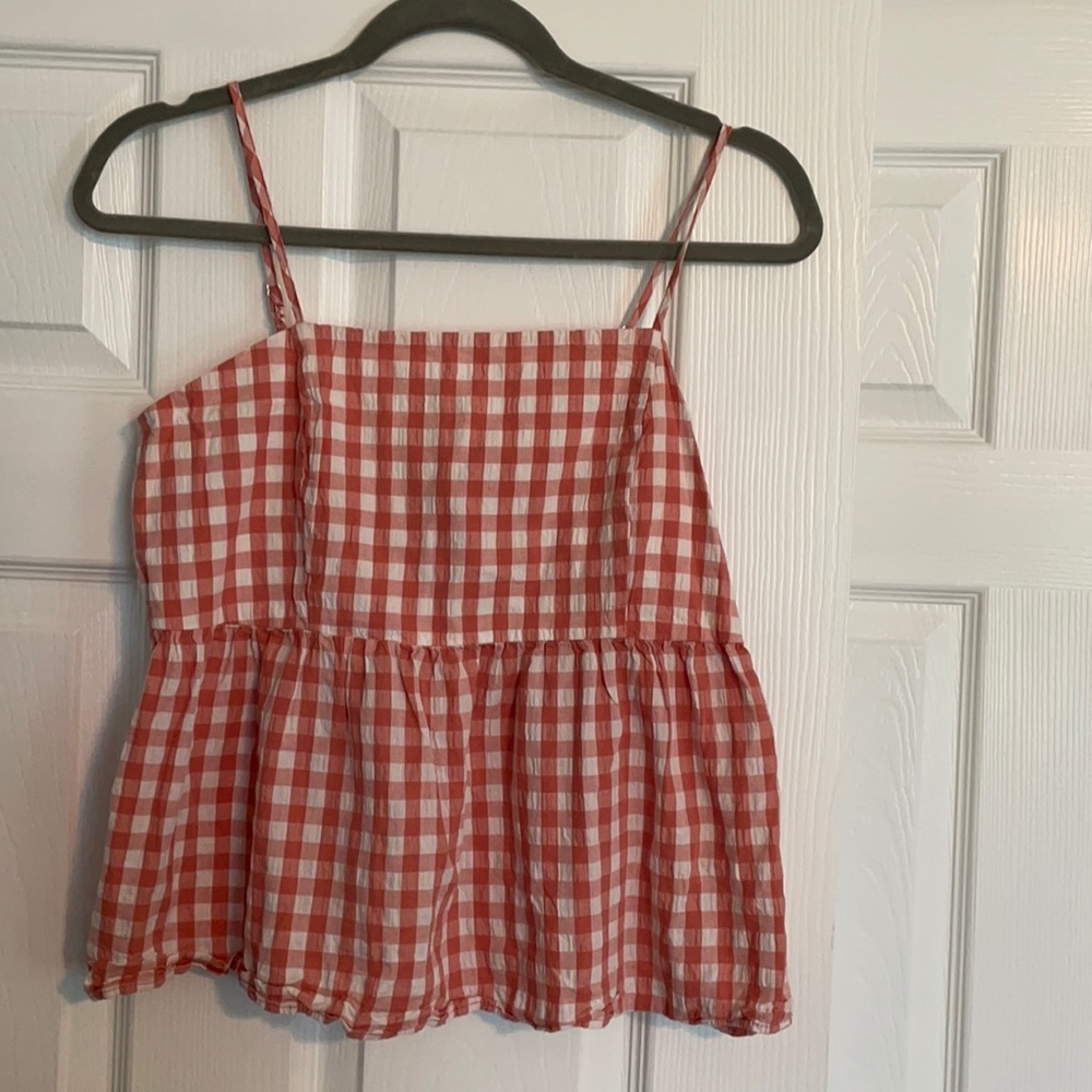 Red and white check pattern tank top